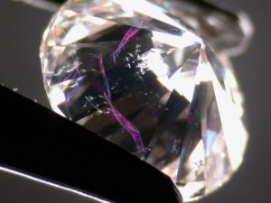 Clarity enhancement in diamond