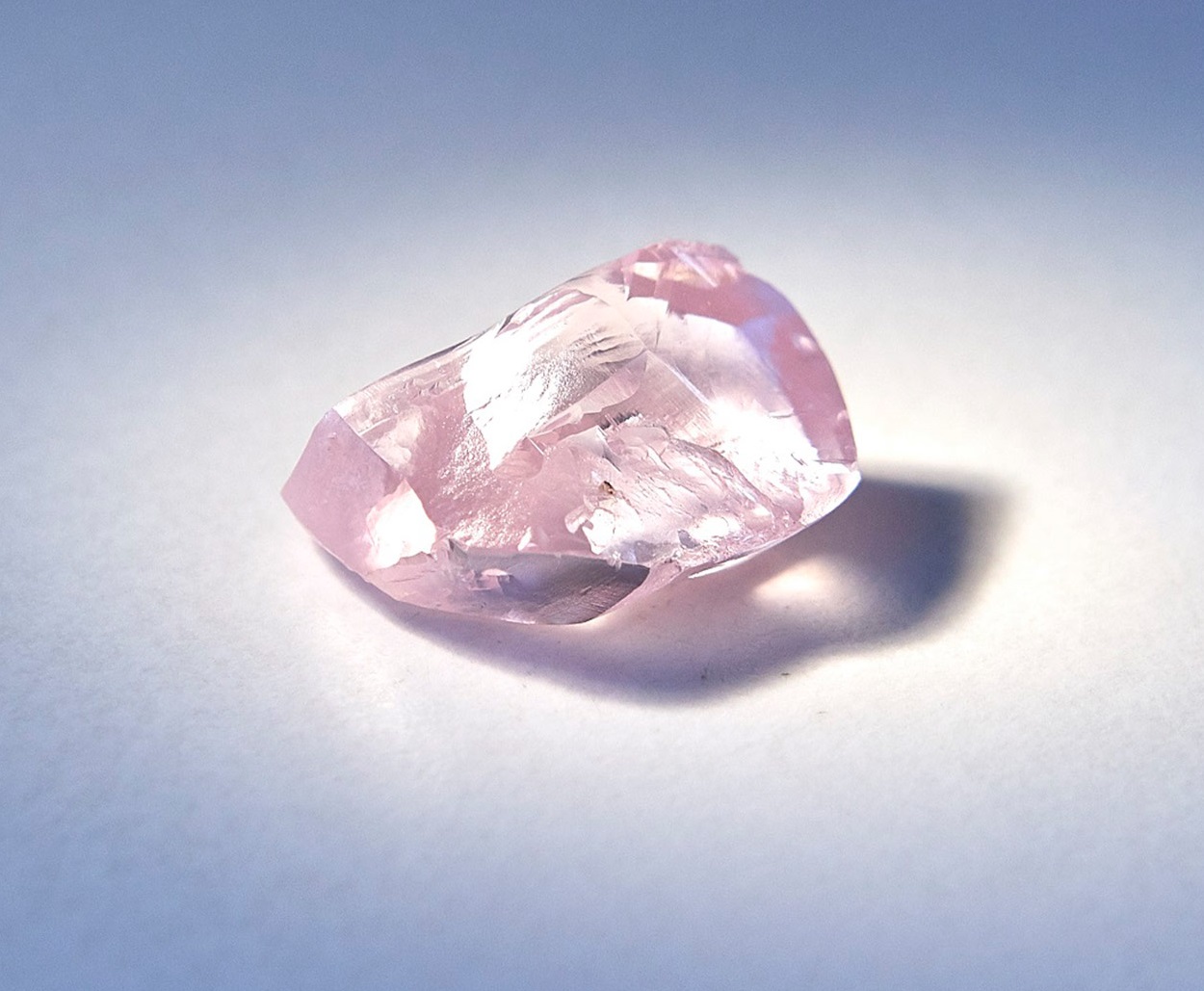 Alrosa Russian Diamond Miner Recovers 27.85 carat pink diamond – The ...