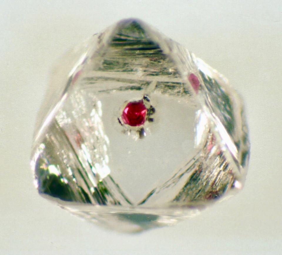 diamond garnet inclusion