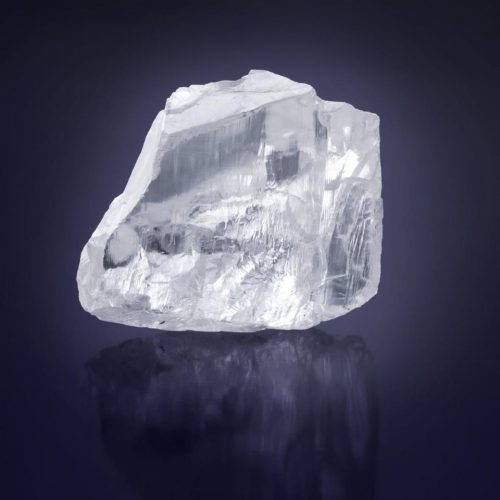 476 Carat Meya Prosperity Diamond