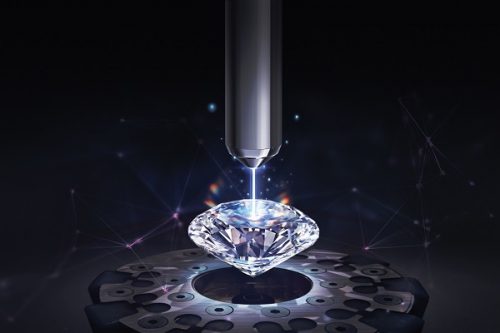 laser-inscribes diamond