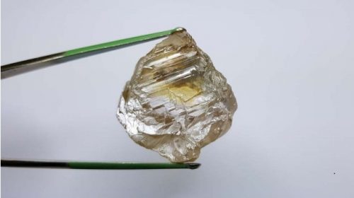 130 Carat rough diamond from Lulo Angola