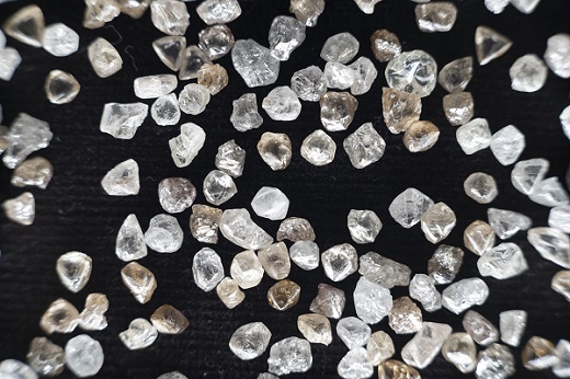 De Beers rough diamonds