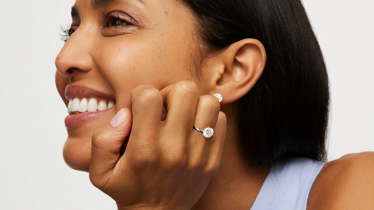Lightbox Starts Selling Engagement Rings with LabGrown Diamonds The