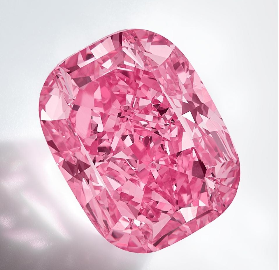 The 10.57-carat "Eternal Pink” diamond