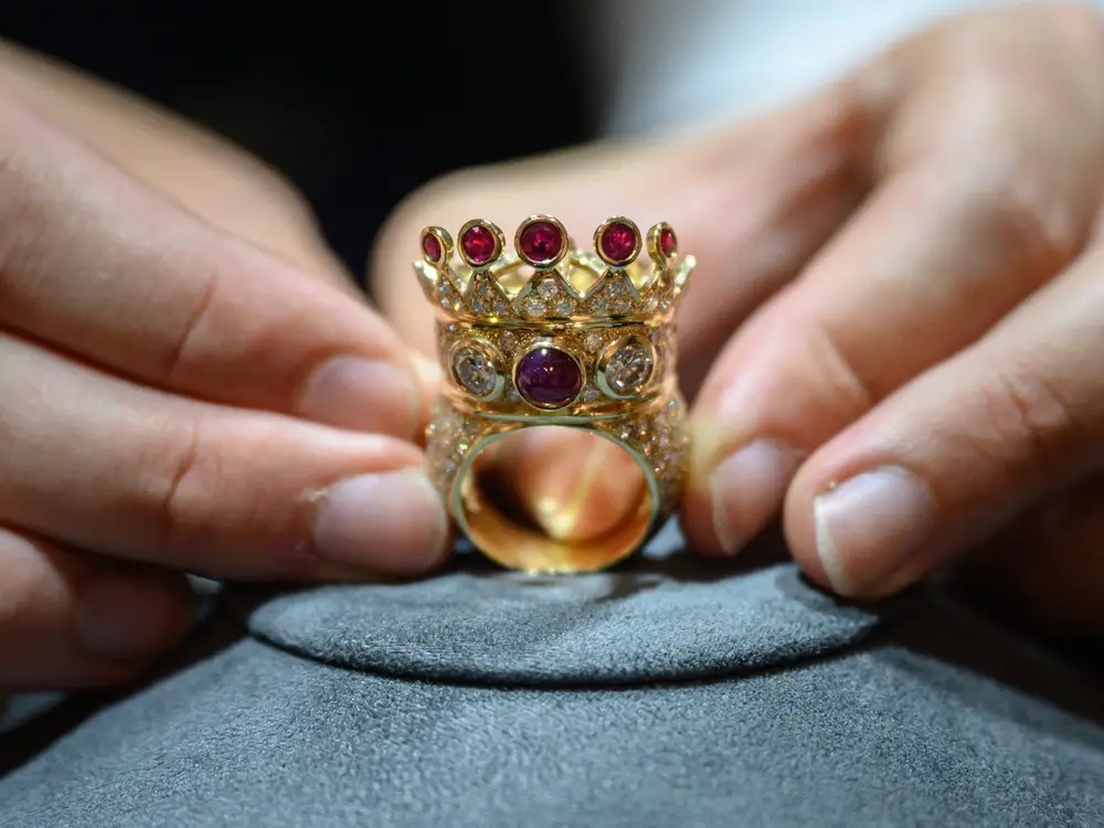 Tupac Shakur’s custom crown-shaped ring