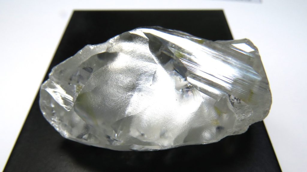 Four Large Lulo Diamonds Bank $17M for Lucapa