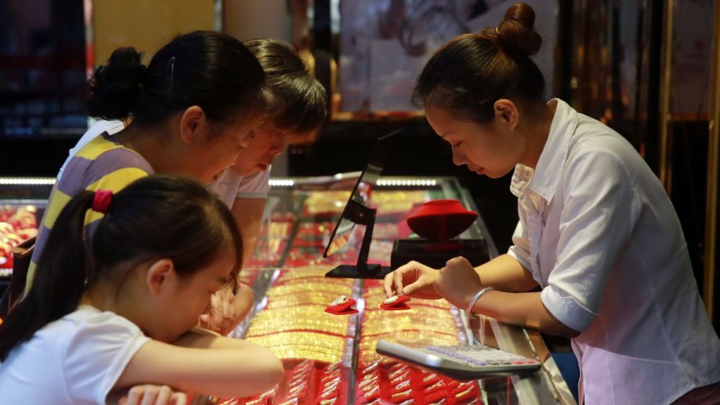 Jewelry Segment Sees Rebound in Recovering China Luxury Market