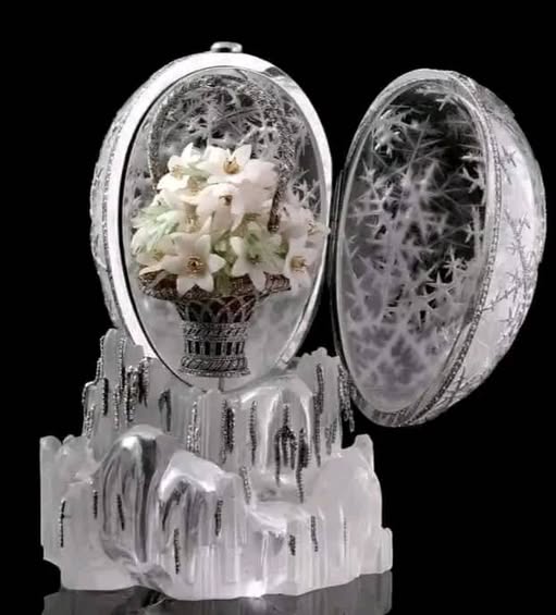 The 1913 Winter Egg with its hidden floral surprise.