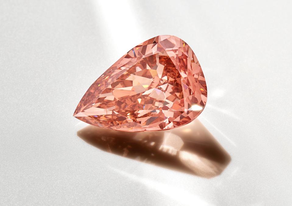 31-Carat ‘Desert Rose’ Diamond Expected to Fetch $7 Million at Abu Dhabi Auction