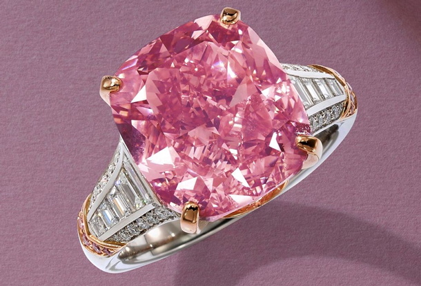 The Glowing Rose 10.08 carat vivid pink diamond