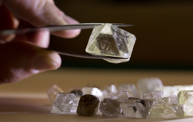 Alrosa Reports Strongest Diamond Demand in Eight Years