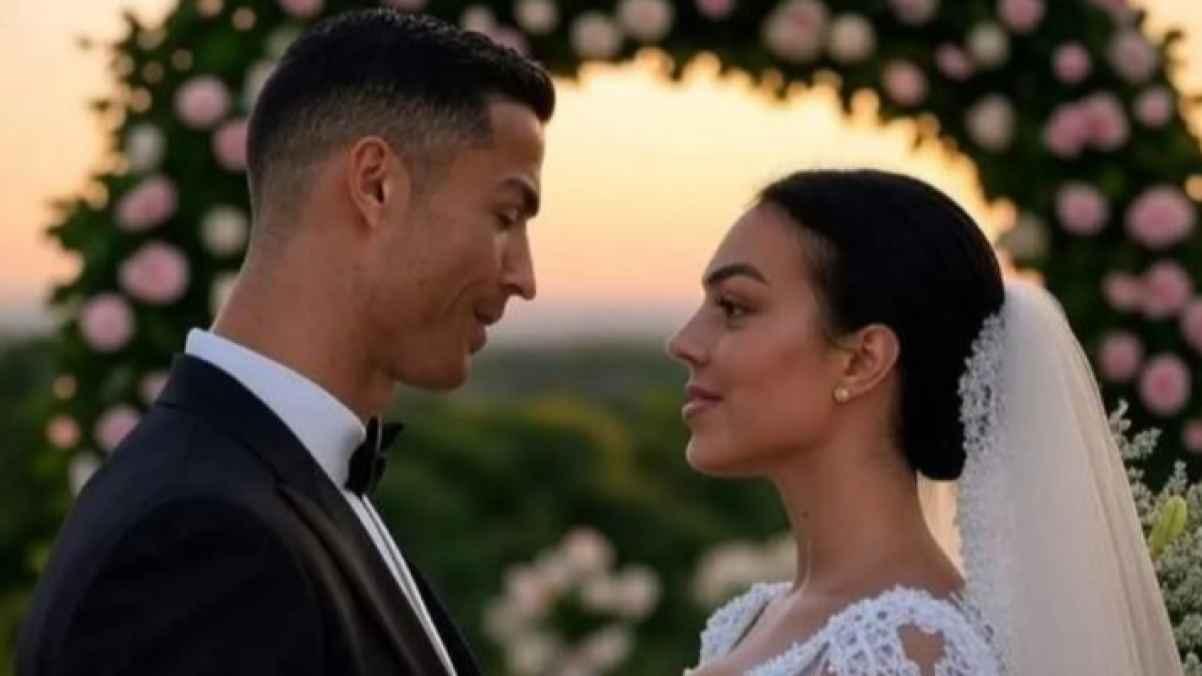 wedding photo of Georgina Rodríguez and Cristiano Ronaldo