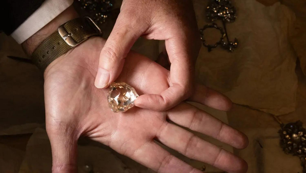 The Florentine Diamond The Florentine Diamond